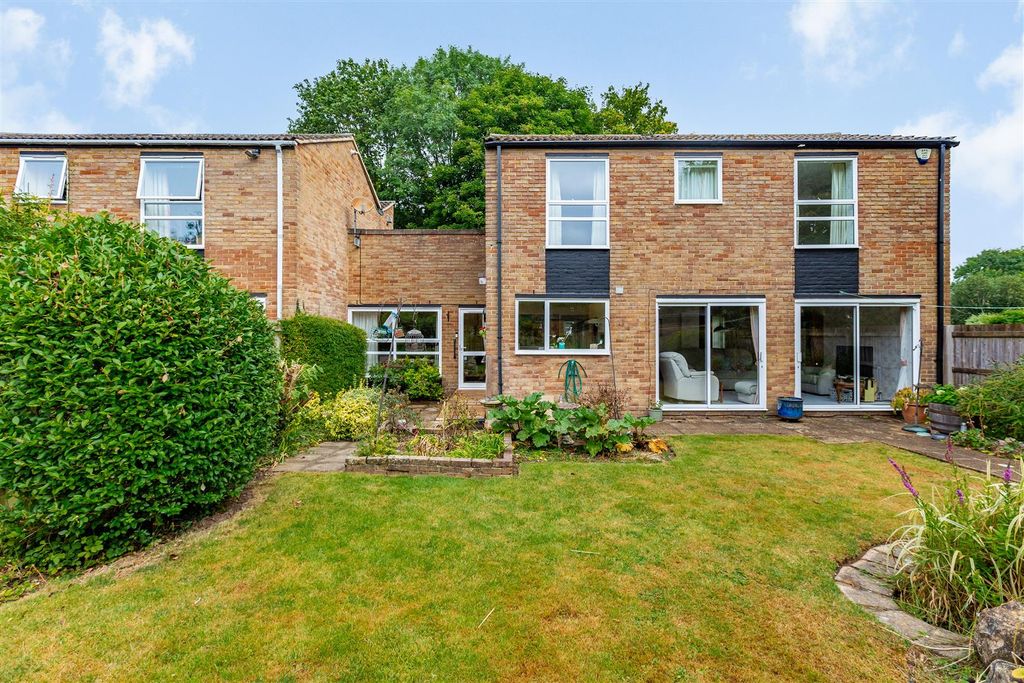 Property photo 3 of 13 110 Manor Forstal-Hr4.Jpg