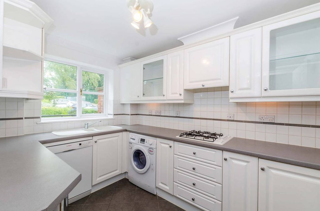 Property photo 3 of 15