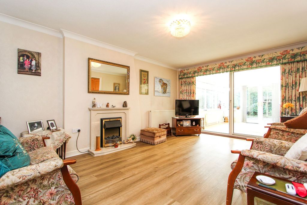 Property photo 2 of 22