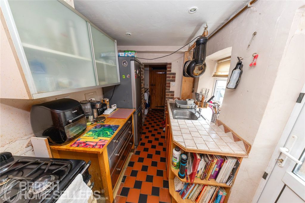 Property photo 2 of 25 Picture No. 25