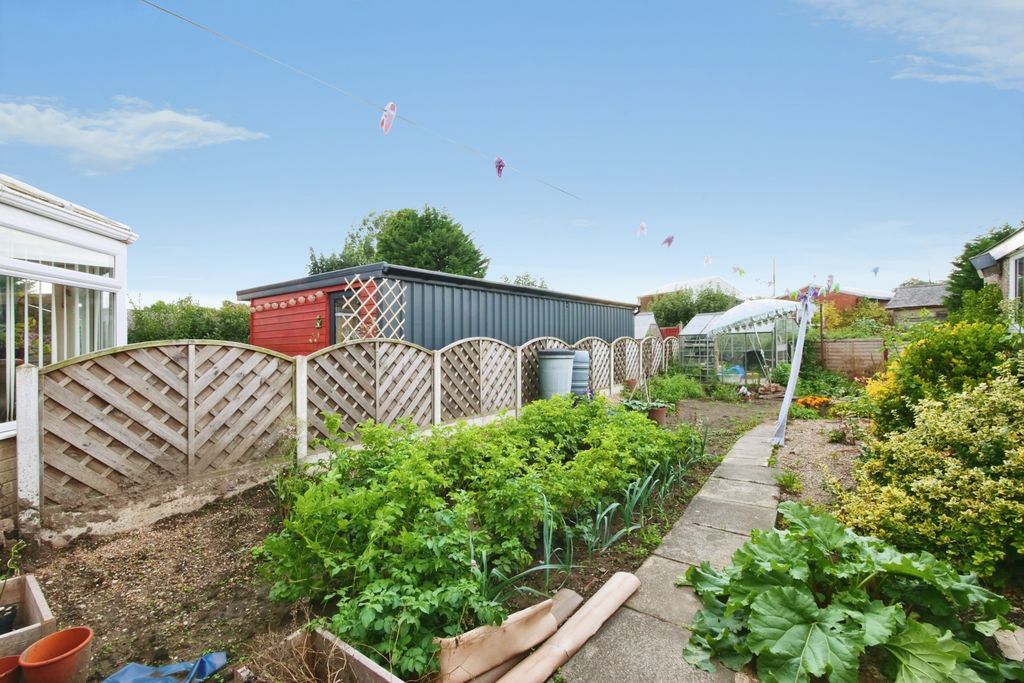 Property photo 3 of 18 Pnmb1127