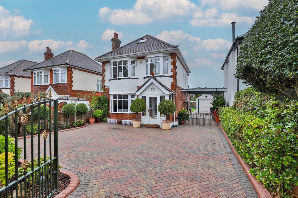 Property photo 1 of 19
