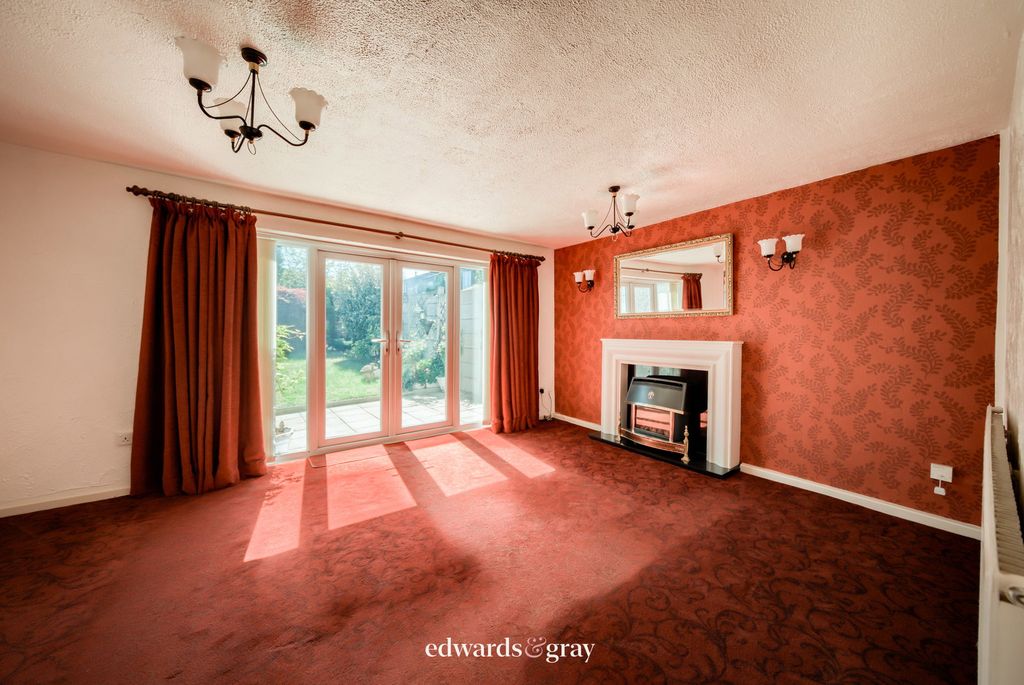 Property photo 2 of 16