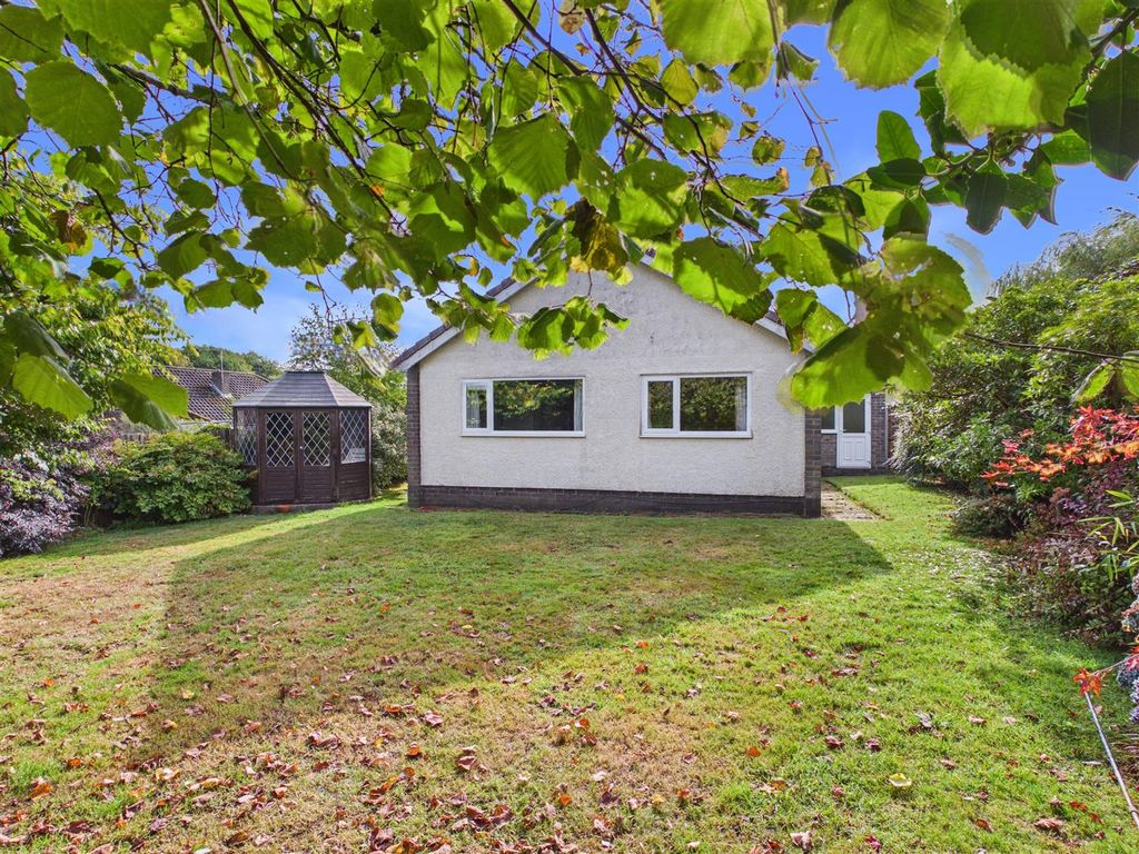 Property photo 2 of 19 Cam05476G0-Pr0320-Still021.Jpg