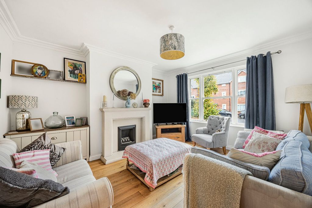 Property photo 2 of 20 Picture No. 24