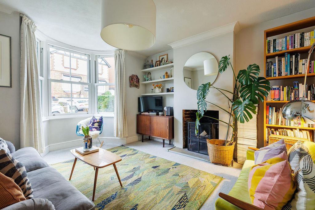 Property photo 2 of 16 20_Baillie_Road-22.Jpg