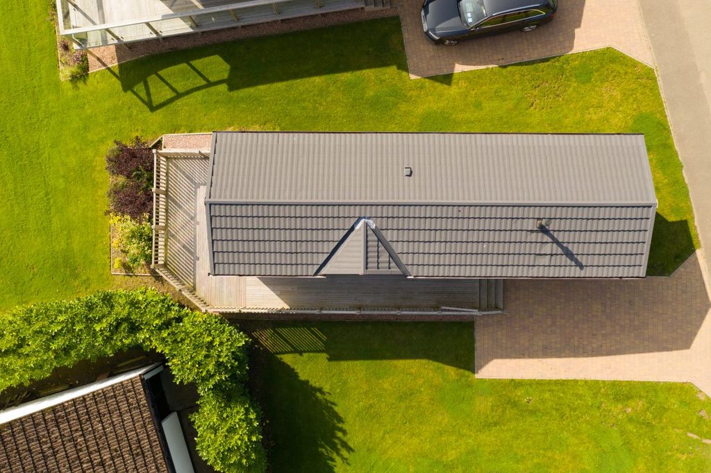 Property photo 3 of 5 Traditional 2 Bedroom Lodge Hot Tub Pet Friendly Bass Rock 41