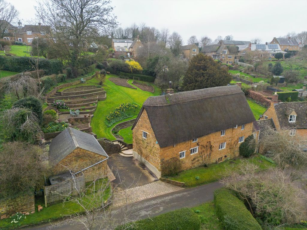 Property photo 3 of 30 Image