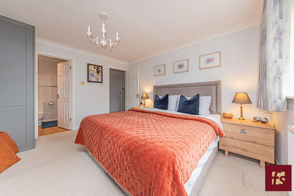Additional image 18 of 4 bed detached house for saleThe Avenue, Crowthorne, Berkshire RG45