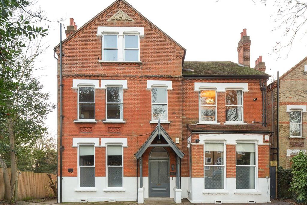 Property photo 1 of 17 Exterior