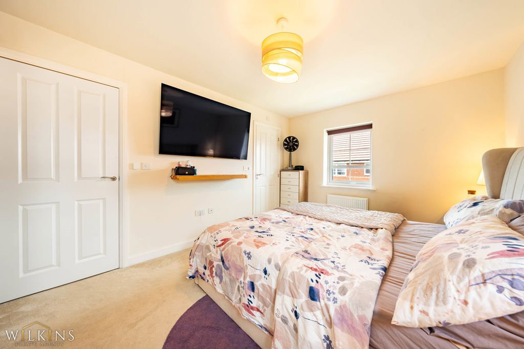 Additional image 12 of 4 bed detached house for saleHedley Close, Tamworth, Staffordshire B78