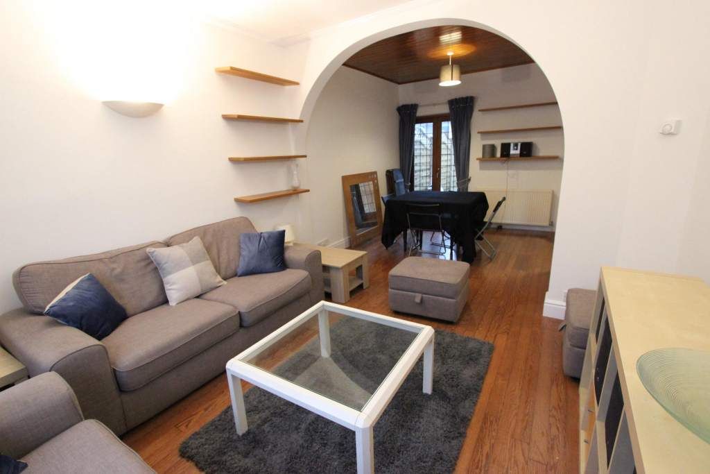 Property photo 2 of 14
