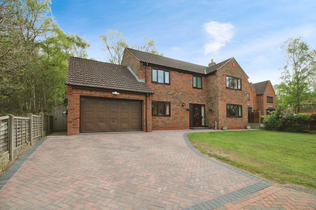Property photo 1 of 39 Front.Jpg