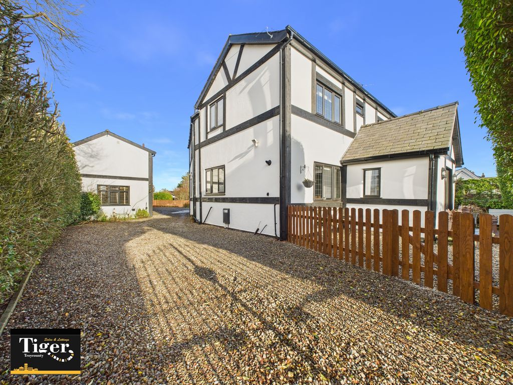 Property photo 1 of 60