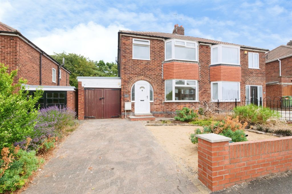 Property photo 2 of 15