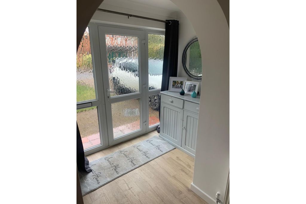 Property photo 3 of 36