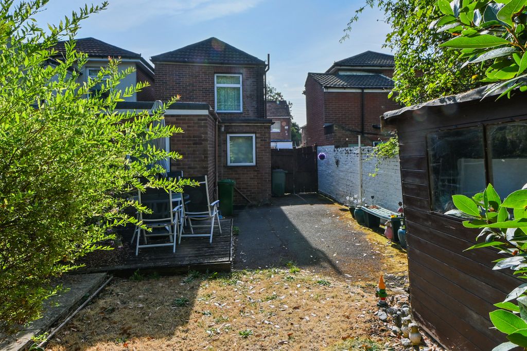Property photo 3 of 23