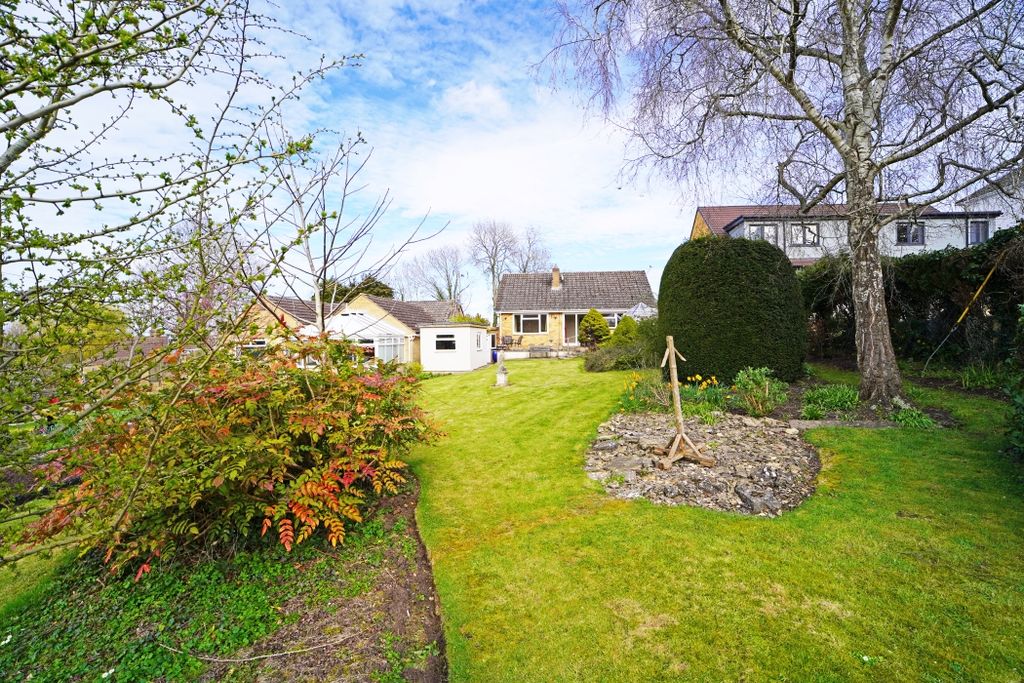 Property photo 3 of 14