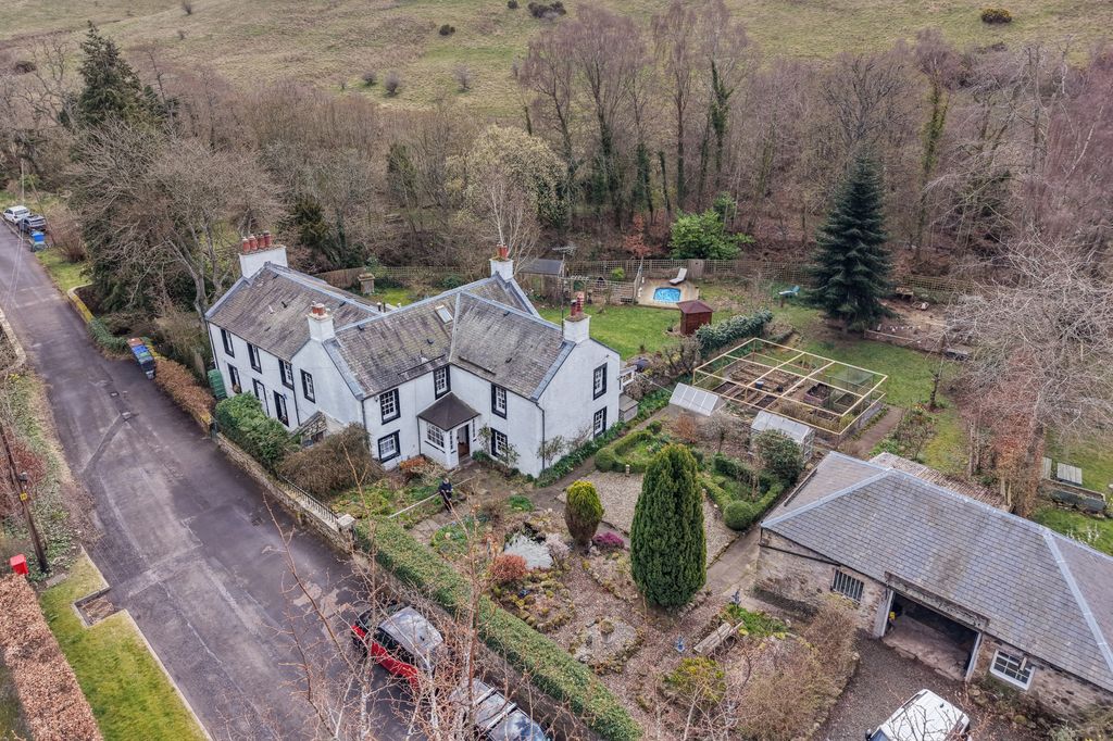 Property photo 1 of 40 Primary Property Image