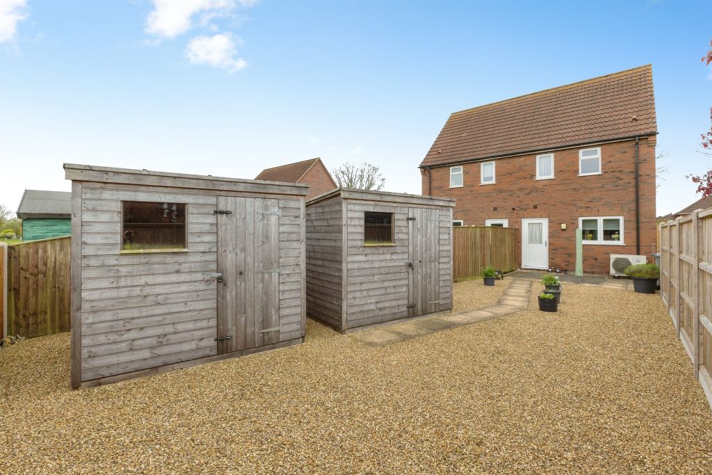 Property photo 2 of 19