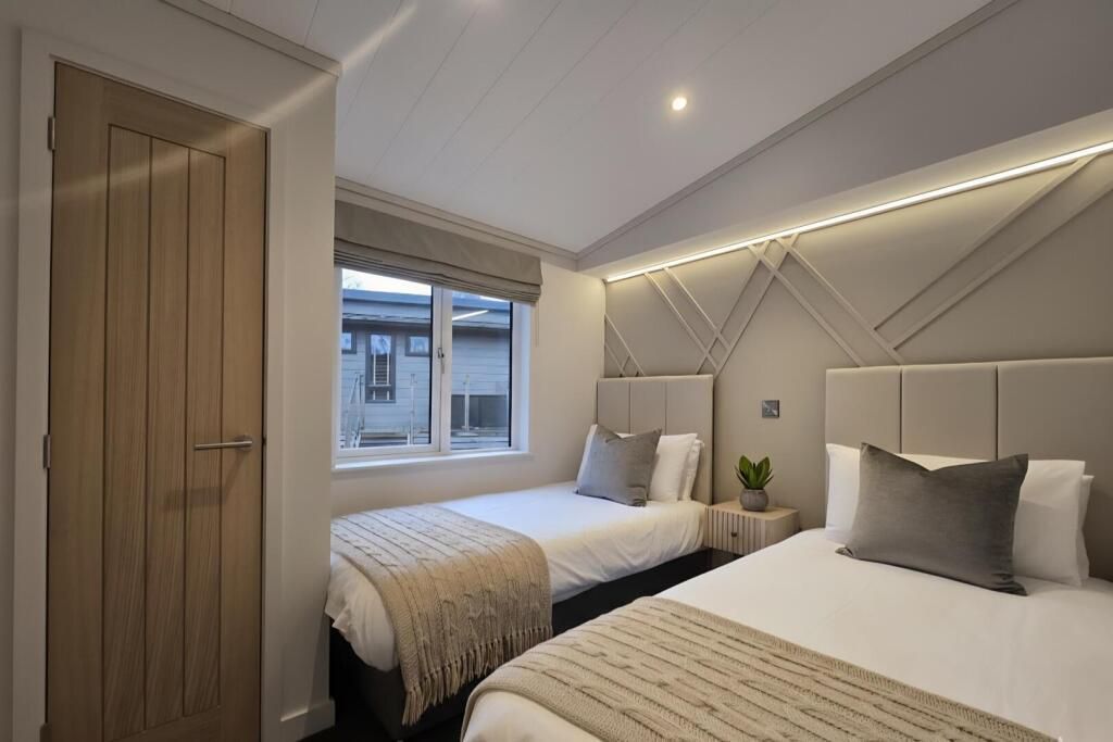 Additional image 7 of 2 bed lodge for saleMalton Road, Pickering YO18