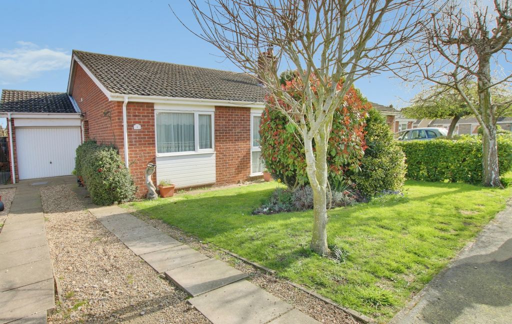 Property photo 1 of 11