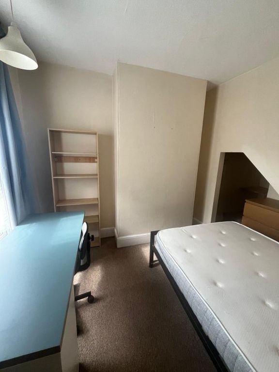 Property photo 3 of 9 8606491.Jpg