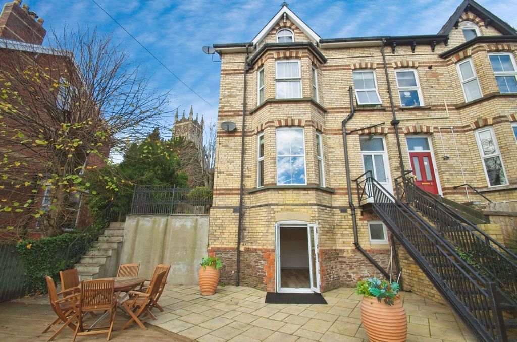 Property photo 2 of 33 Front