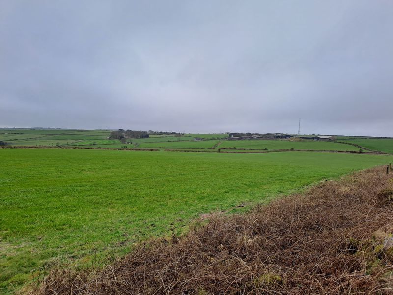 Property photo 2 of 4 Land