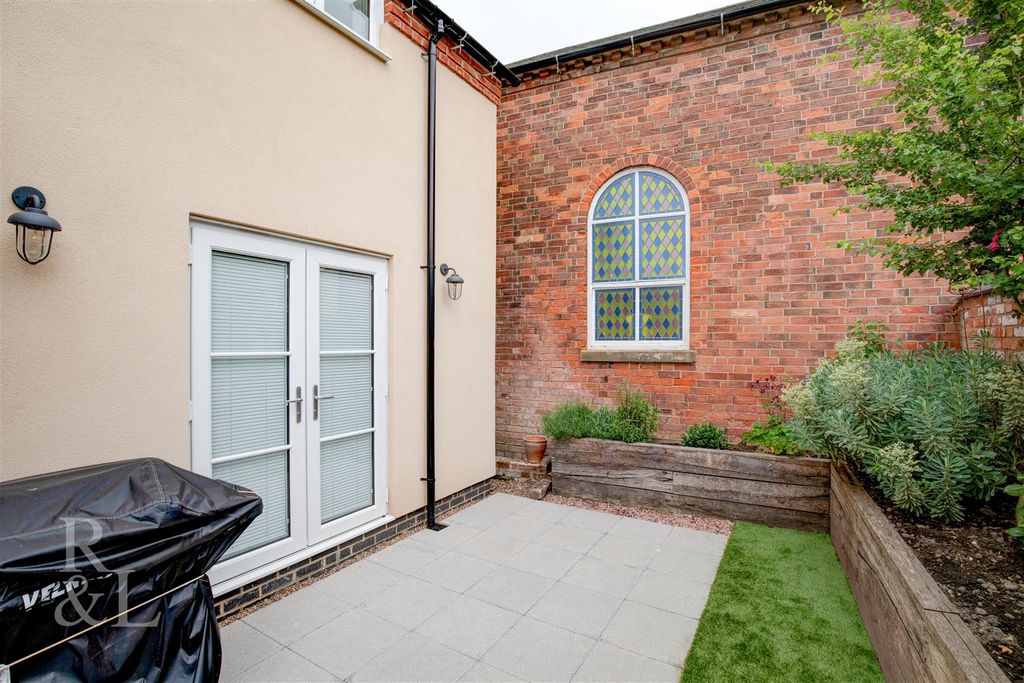 Property photo 3 of 24 Export-6.Jpg