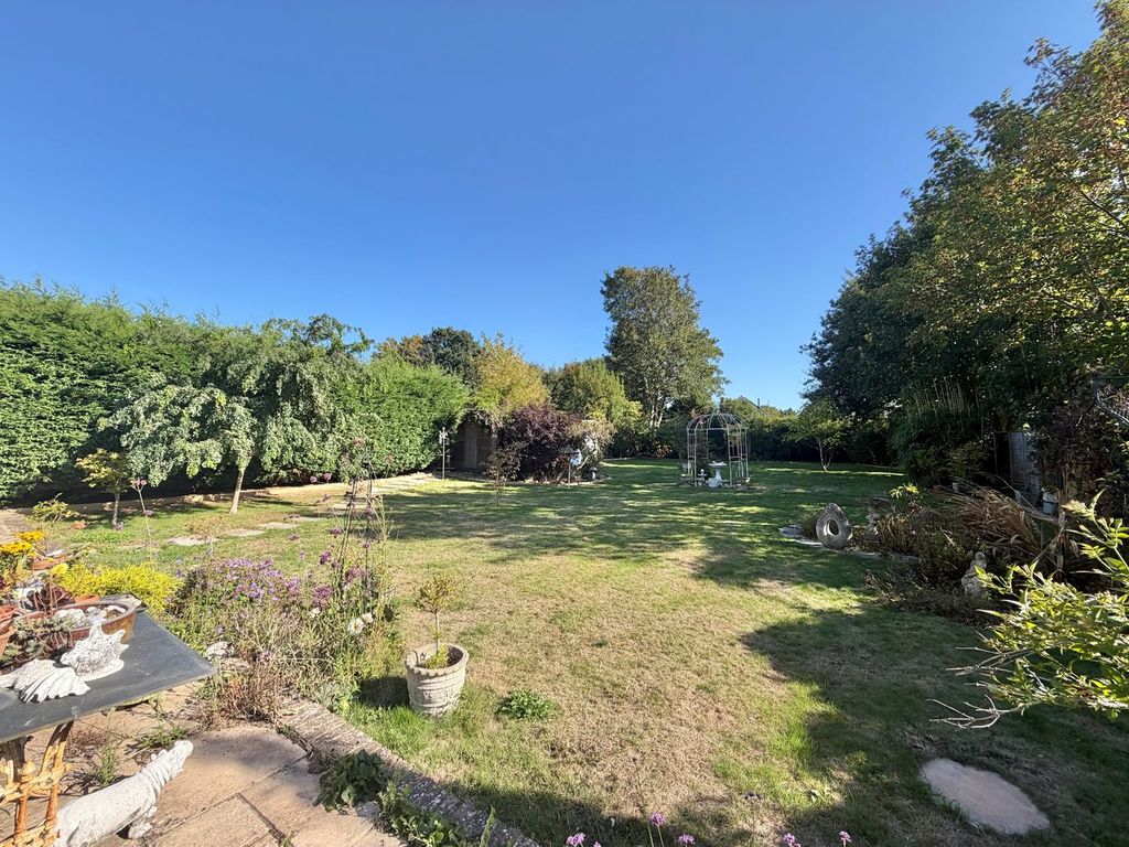 Property photo 3 of 22