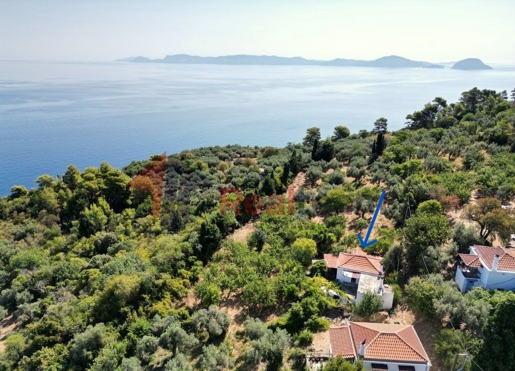 Property photo 2 of 25