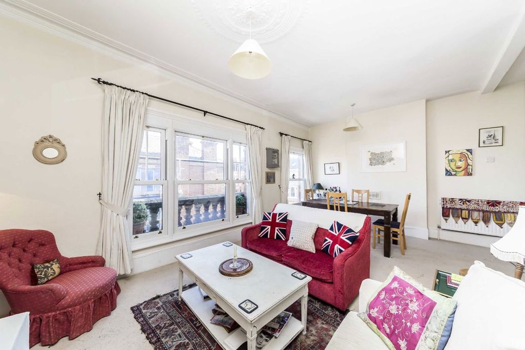 Property photo 2 of 5