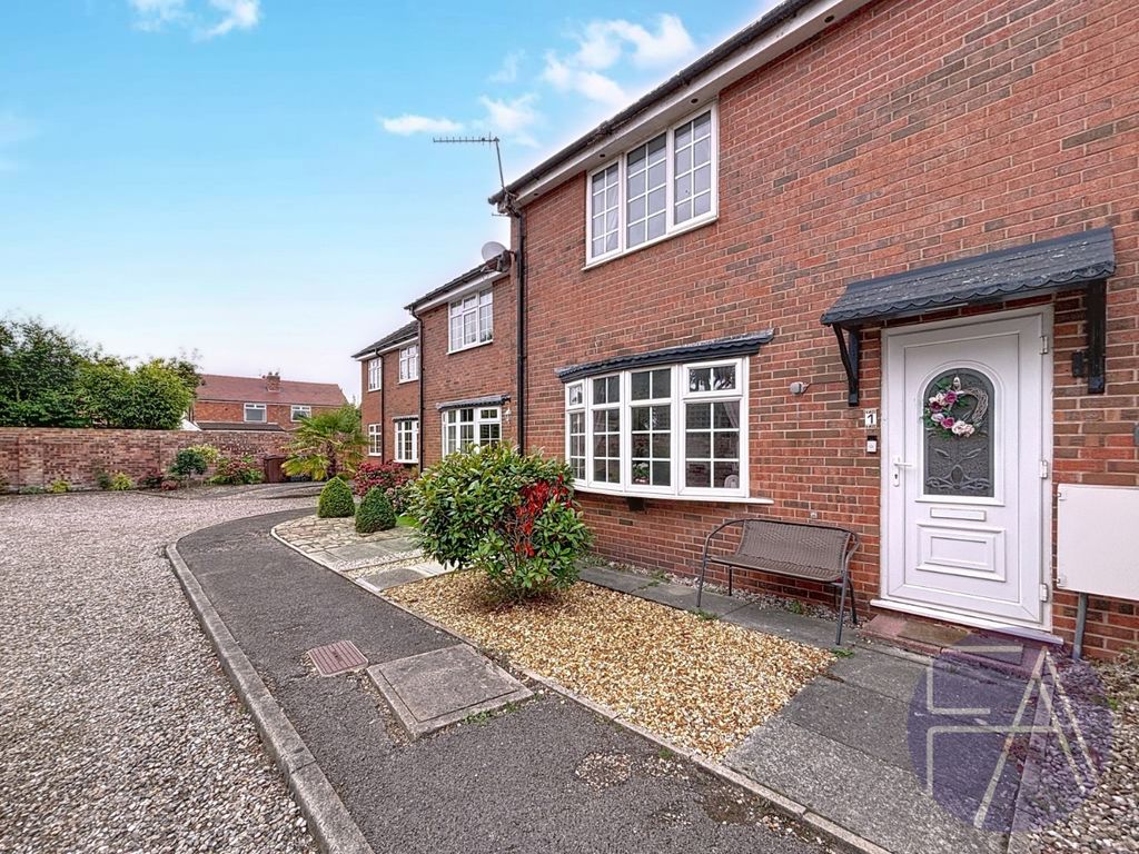 Property photo 1 of 18 4521560