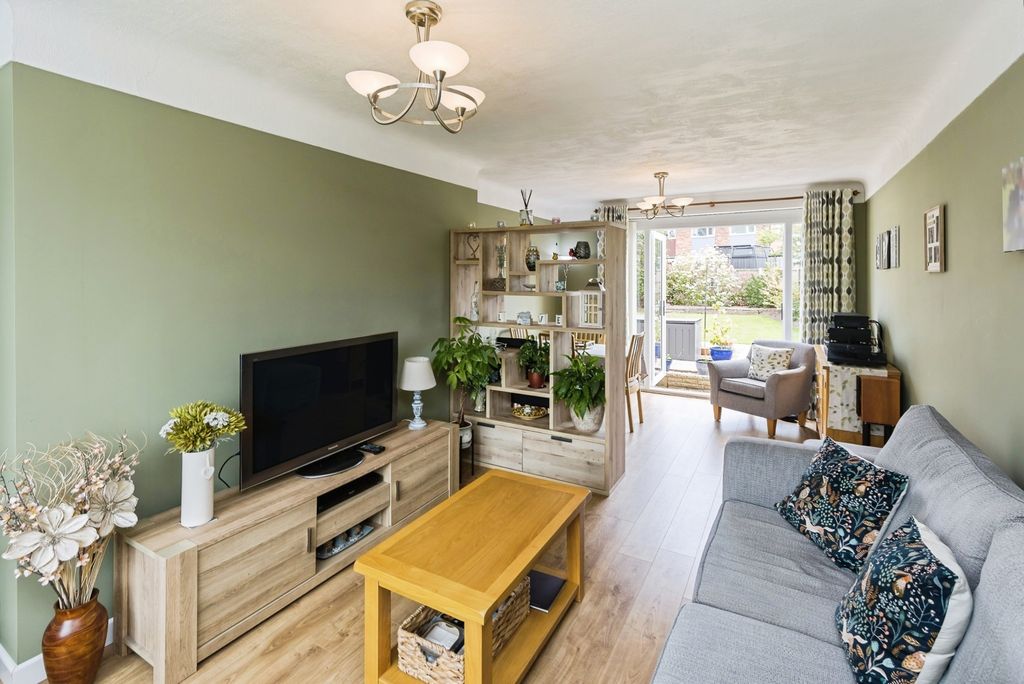 Property photo 3 of 19 Pbox-Img.Jpg