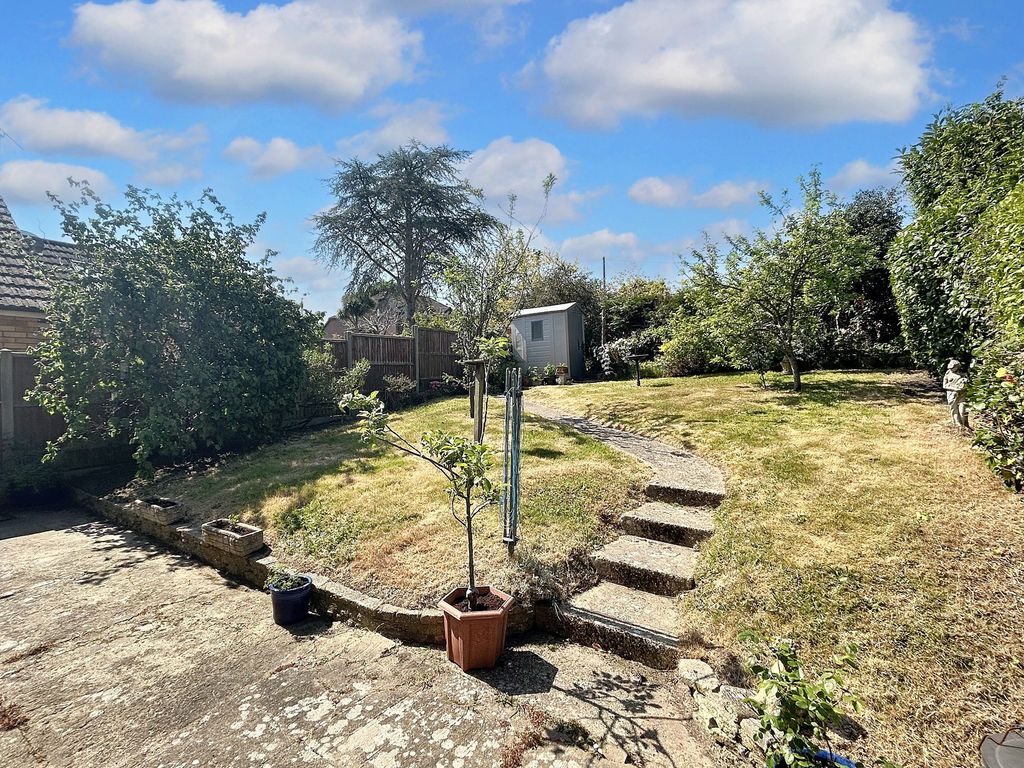 Property photo 2 of 13