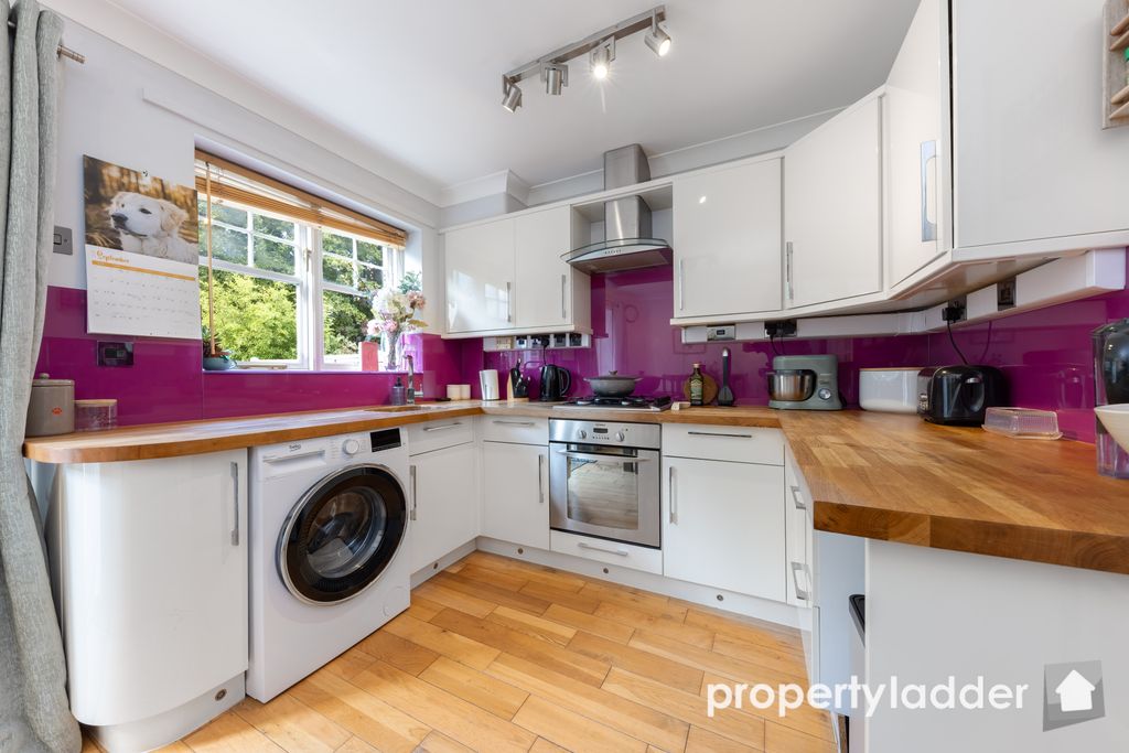 Property photo 2 of 16 Pl-3