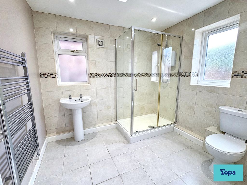 Property photo 3 of 17 Img_2319