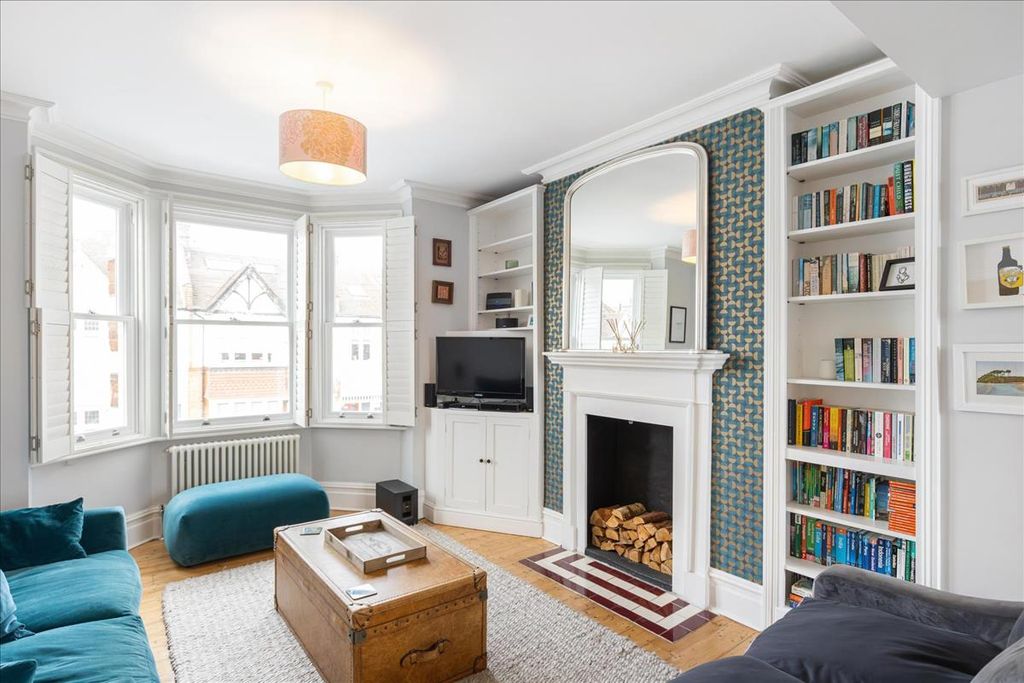 Property photo 3 of 16