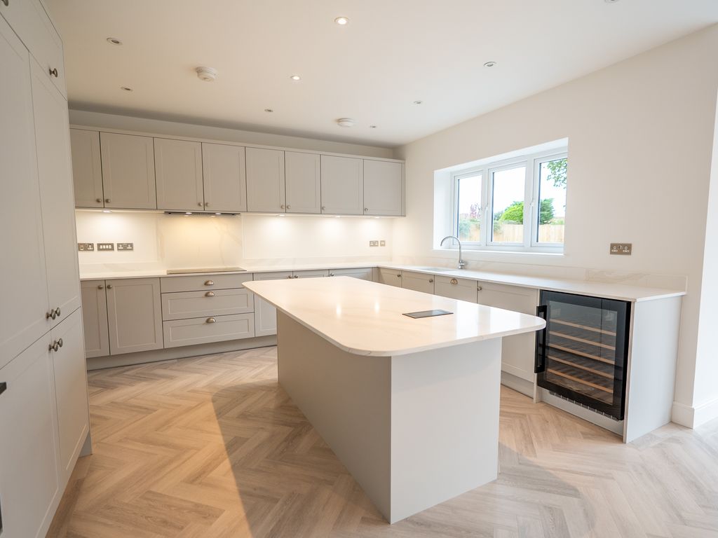 Property photo 3 of 16 Representative Spec.