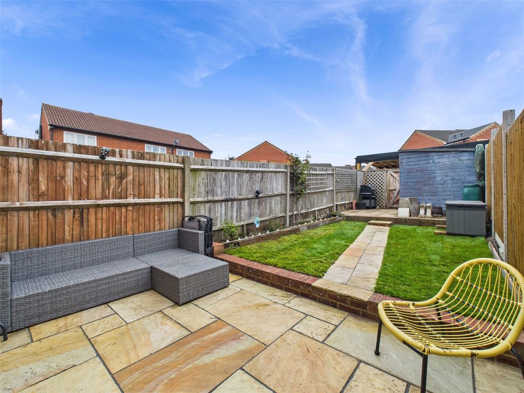 Property photo 2 of 15 Garden