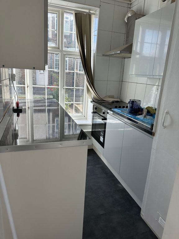 Property photo 2 of 3