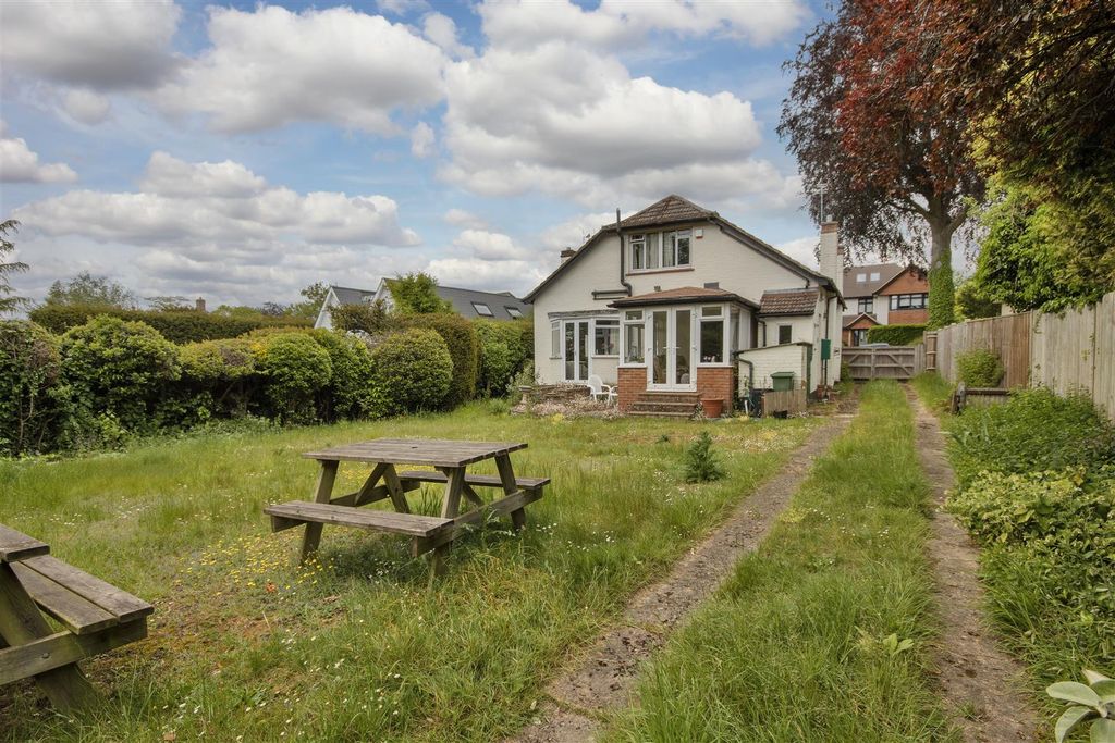 Property photo 3 of 22