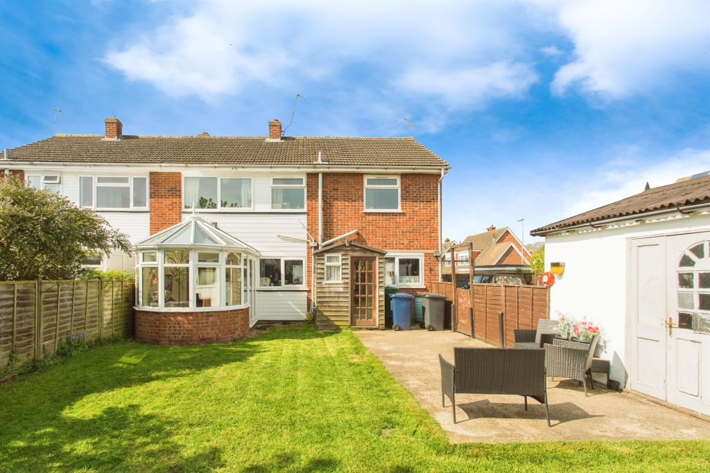 Property photo 1 of 11