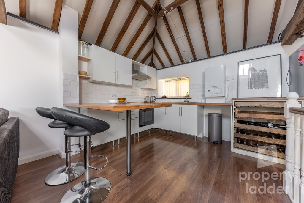 Property photo 3 of 18 Pl-11