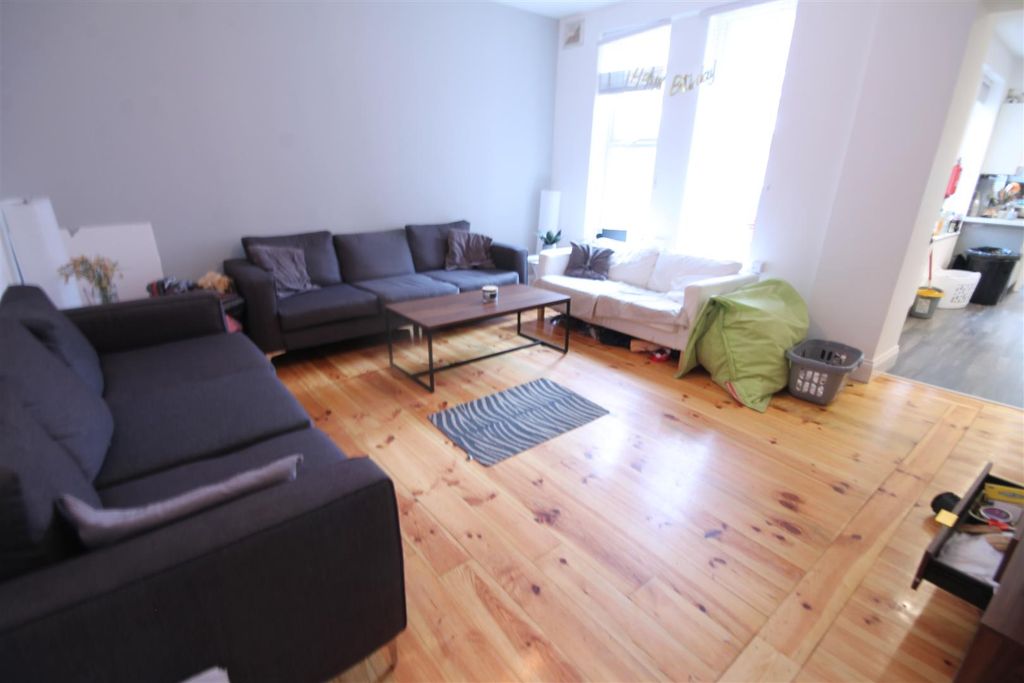 Property photo 1 of 13 2.Jpg
