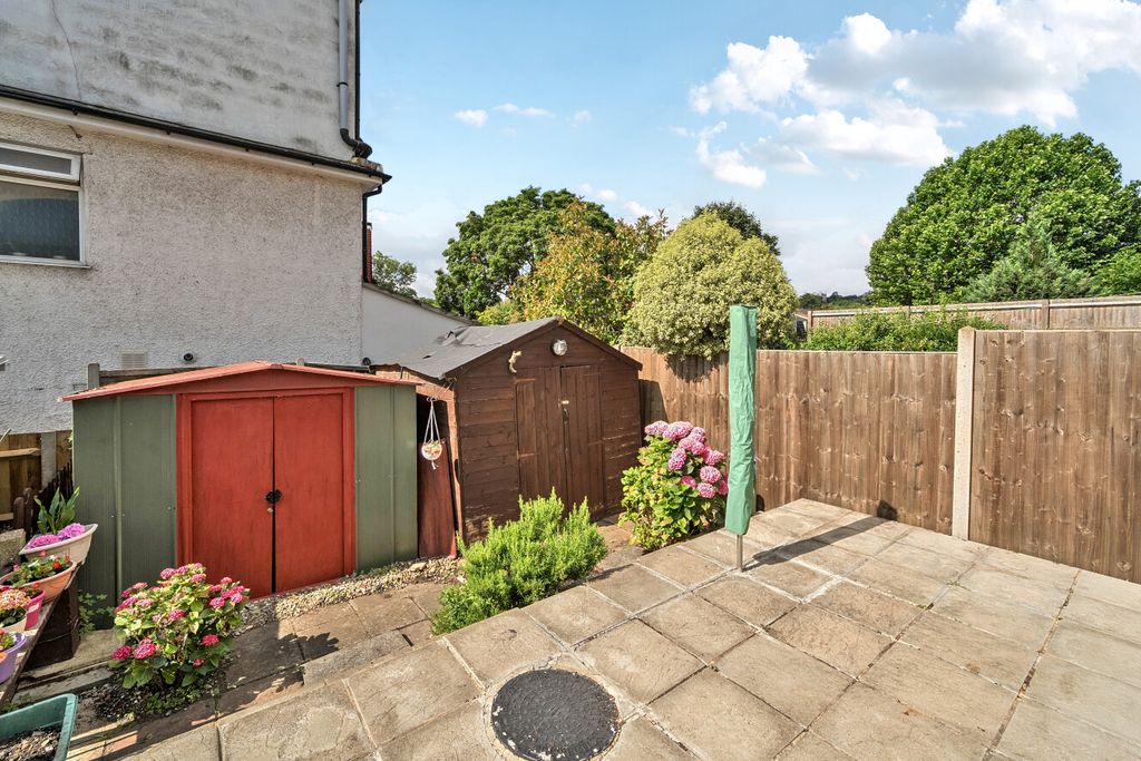 Property photo 2 of 16 1485160-5-6A44d70...