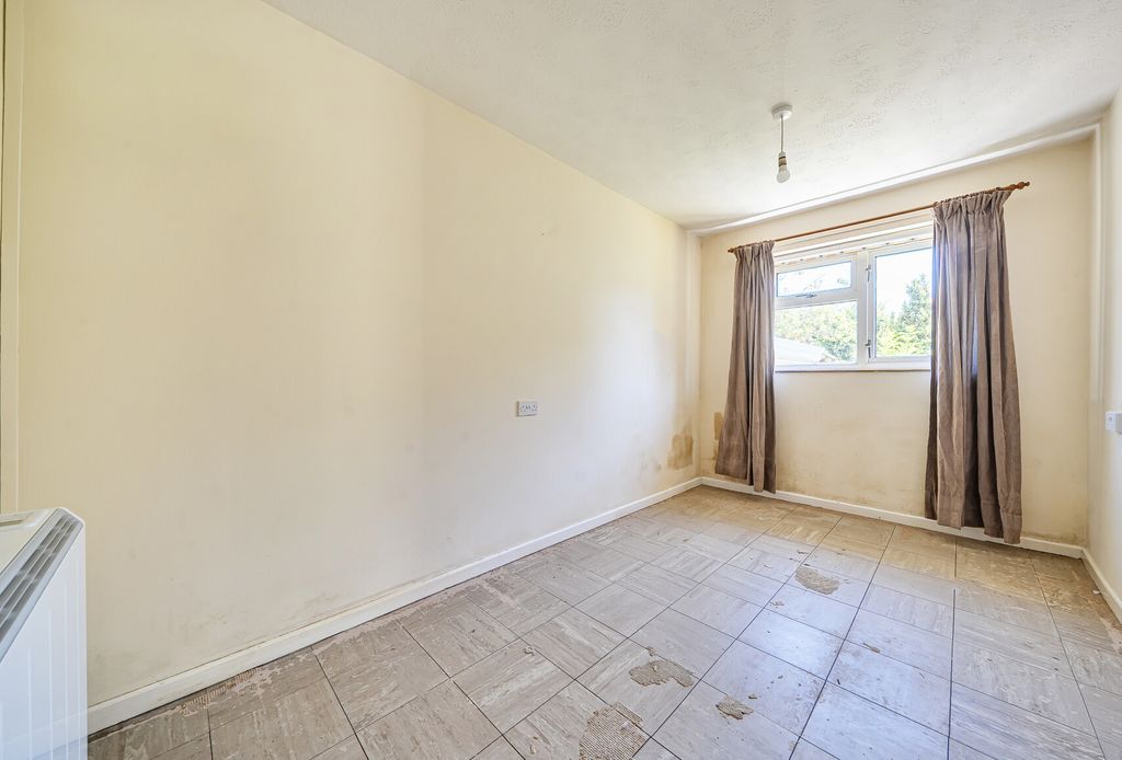 Property photo 2 of 16 1482326-14-6A353c...