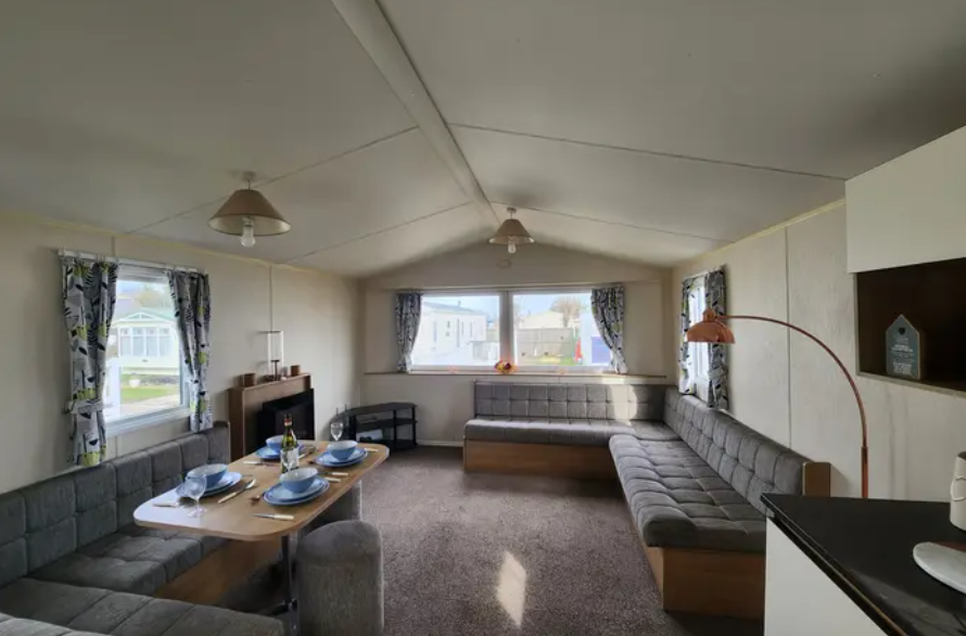Property photo 1 of 20 7