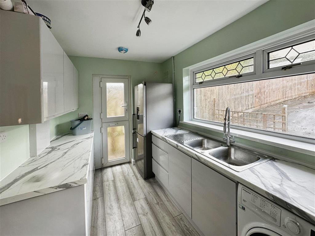 Property photo 3 of 16 Image